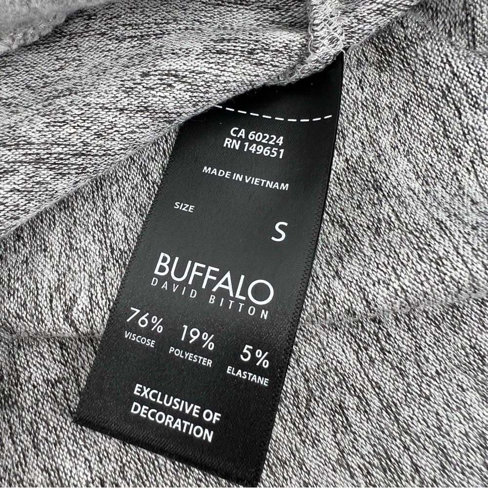 THANKFUL Buffalo David Bitton Women's Super SOFT cozy Crewneck Gray Small - Picture 5 of 7